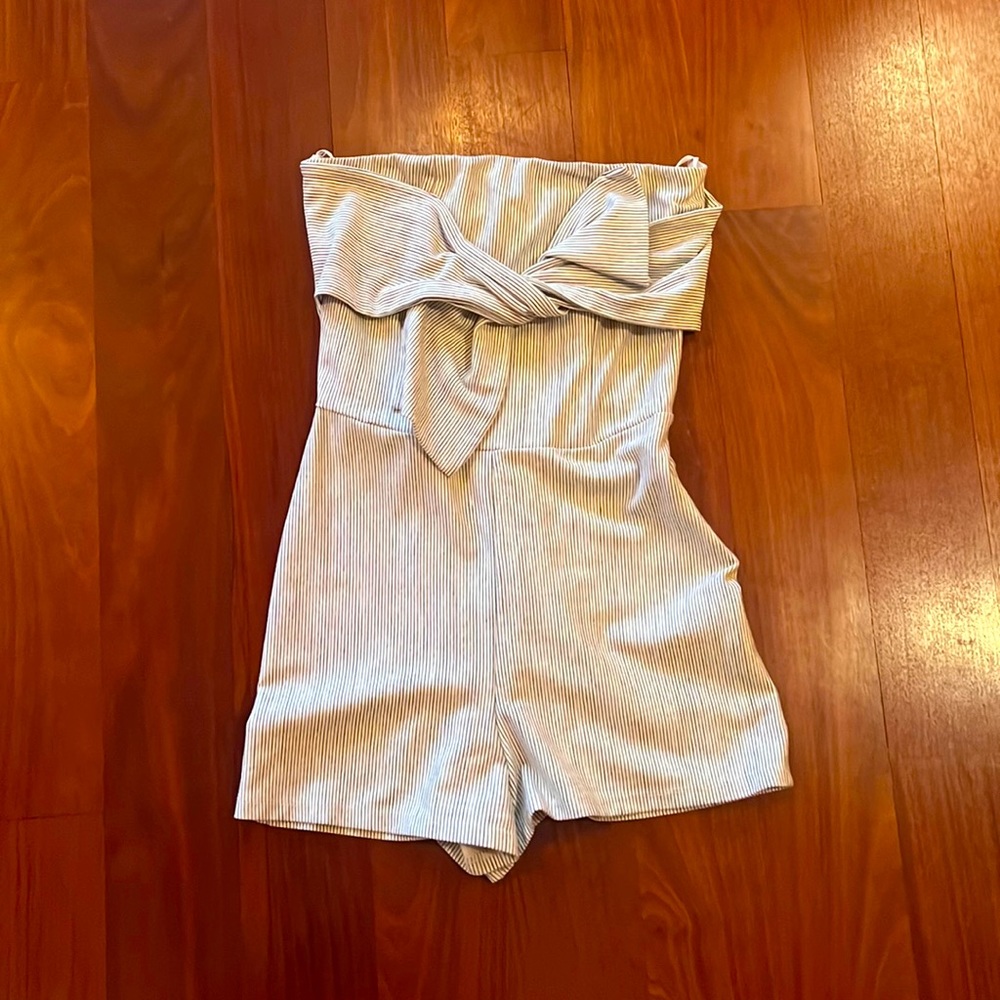 Zara Striped Sleeveless Romper with Bow